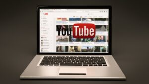 サムネイル：地方の中小企業におすすめ！YouTubeマーケティングの基本と活用方法