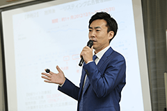 ラディカルサポート代表 皆川顕弘